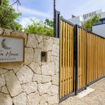 Casa Soler: Vida Elegante en la Comunidad Exclusiva de Tulum